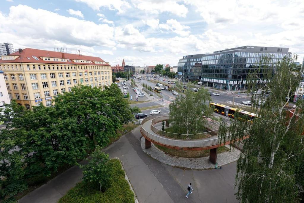 Apartment сlose-urban Chic - Great Location - 2 Bedrooms& Legnicka *